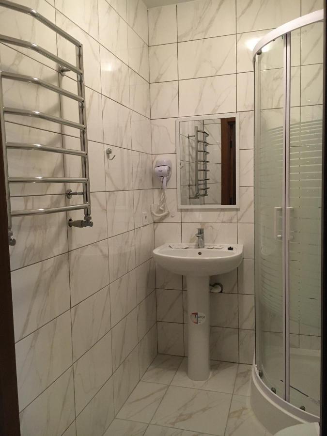 Hotel Rover Lviv Ngoại thất bức ảnh