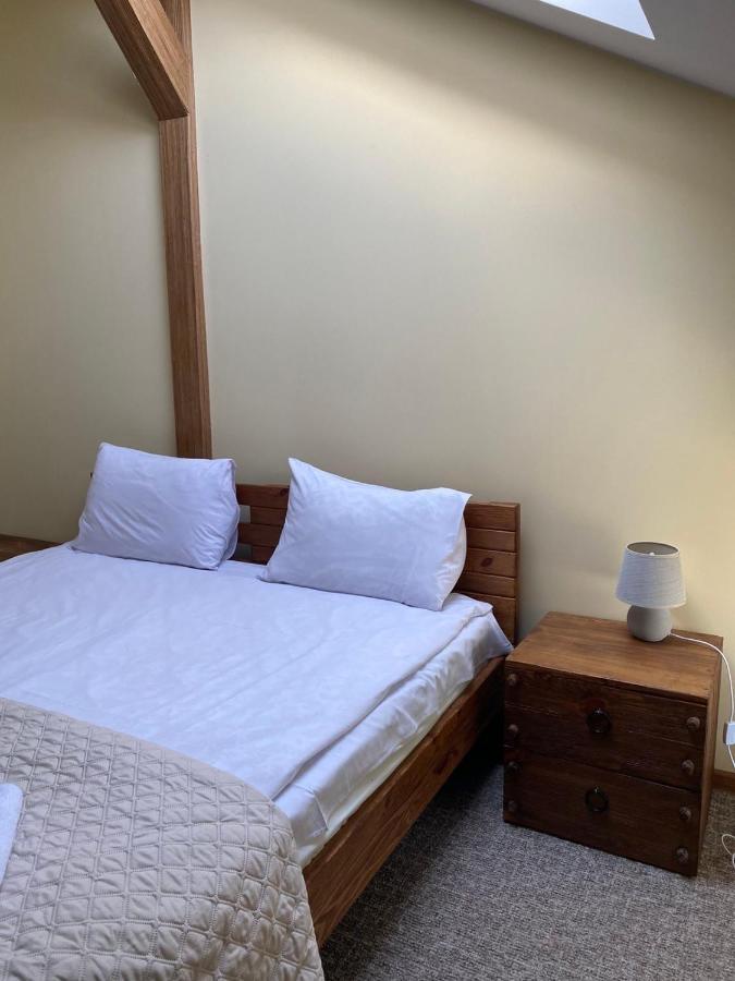 Hotel Rover Lviv Ngoại thất bức ảnh