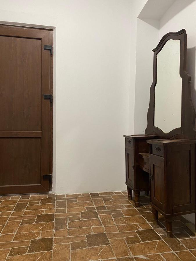 Hotel Rover Lviv Ngoại thất bức ảnh